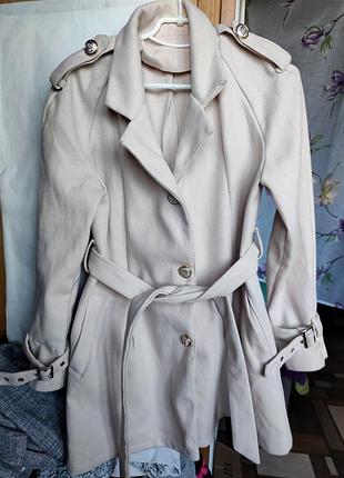 Пальто беж