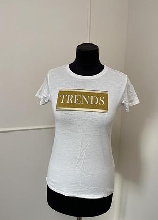 Футболка жіноча біла