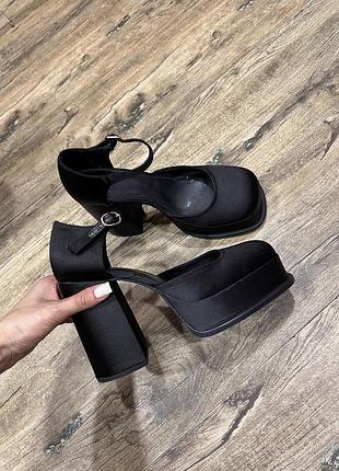 Туфли в стиле братец барби на массивном каблуке h&amp;m