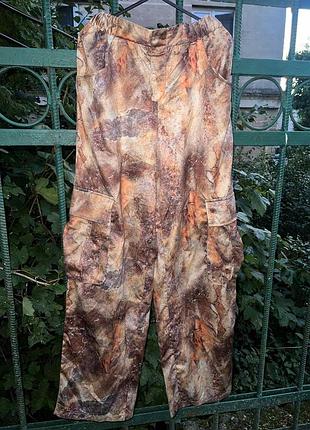 Стильні штани мілітарі, бренд pretty little thing, розмір 40-42 широкі штанки, по боках кармани стан нових