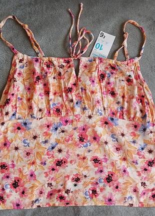 Майка на бретельках в квітковий принт, розмір s
