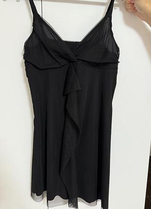 Неймовірина жіноча вечірня сукня