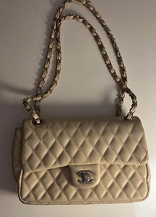 Сумка chanel тілесного кольору