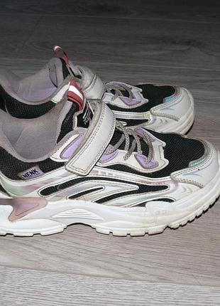 Кроссовки размер 35