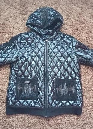 Черная лаковая женская демисезонная куртка с капюшоном eze (туречна) 48 г.