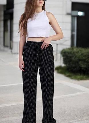 Брюки женские широкие коттоновые черного цвета демисезонные