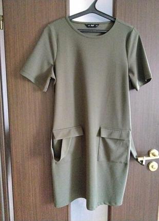 Платье с коротким рукавом