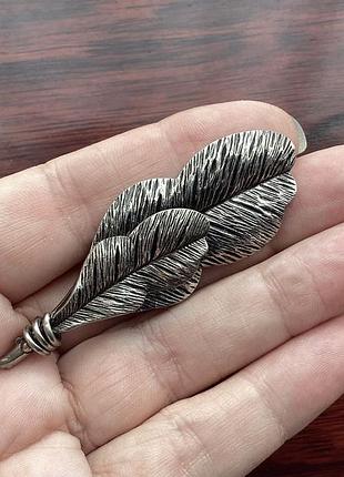 Брошка вінтаж лист срібного кольору