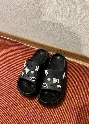 Капці з високою підошвою