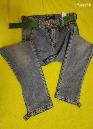 Продам джинсы на девочку 122см 2