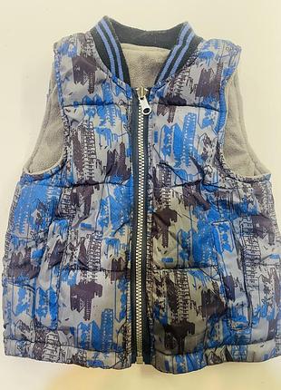 Жилет на хлопця теплий