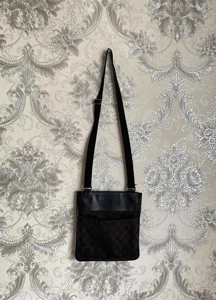 Месенджер від gucci в ідеальному стані