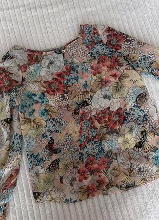 Блуза в квітковий принт