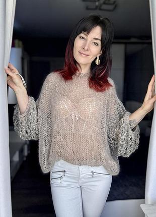 Светр павутинка з ажурними рукавами