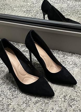 Чорні підбори