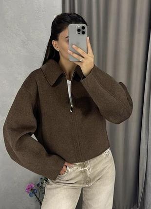 Жіночий жакет- куртка коричневого кольору розмір s-m