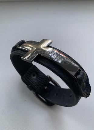 Браслет чорний шкіряний з хрестом