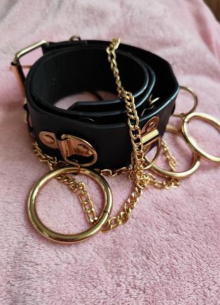 Ремень с кольцами в панк стиле