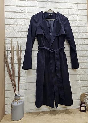 Стильний жіночий тренч