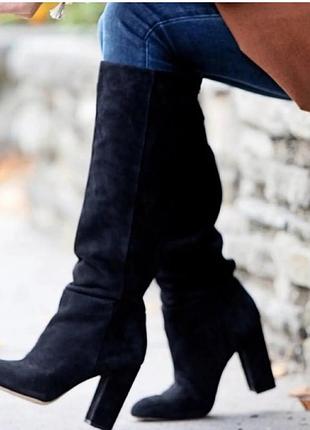 Чорні шкіряні чобітки