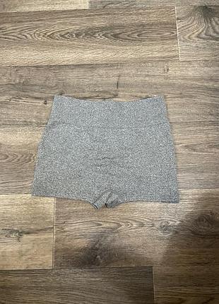 Спортивні шортики пуш-ап