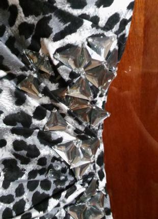 Серое платье с леопардовым принтом3 фото
