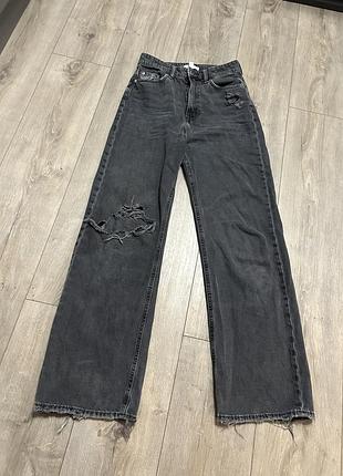 Джинси рвані