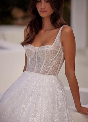 Вишукана весільна сукня milla nova