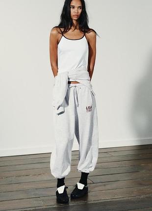 Штани-джогери з текстом