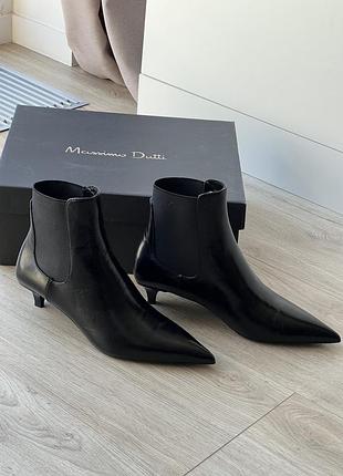 Чоботи бренду massimo dutti, нові, 38 р