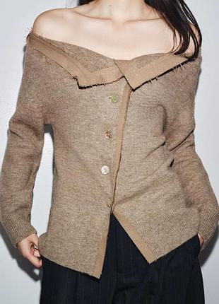 Светр жіночий з вирізом zara new