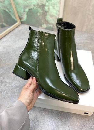 Лаковані шкіряні черевики квадратні хакі олива темна