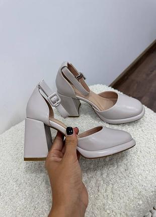 Туфли женские (33-40 размеры) в бежевом, белом и черном цветах