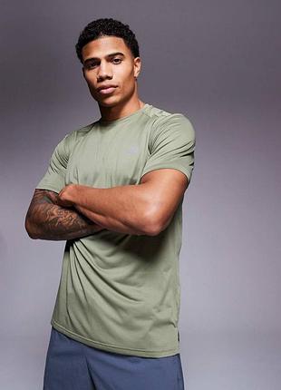 Чоловіча спортивна футболка new balance