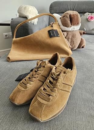 Замшеві кросівки 37-38 см massimo dutti