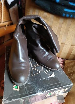 Кожаные женские сапоги,р.41