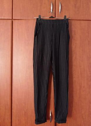 Брюки forever21,s-m