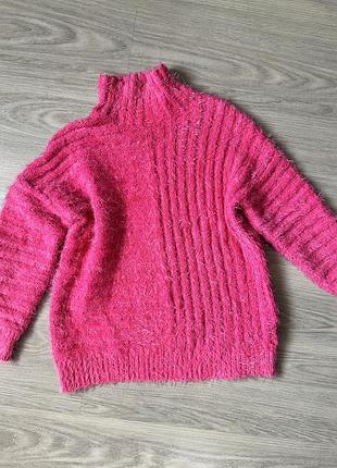 Свитер женский розовый вязаный