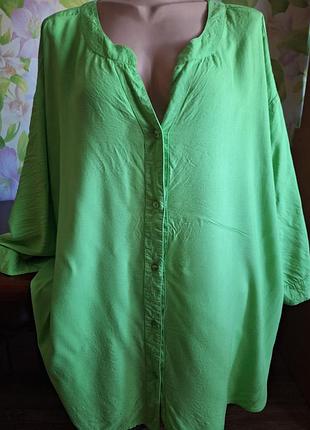 Рубашка удлиненная ярко зеленого цвета