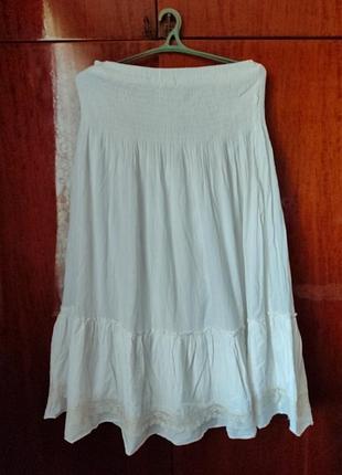 Юбка пышная с кружевом.