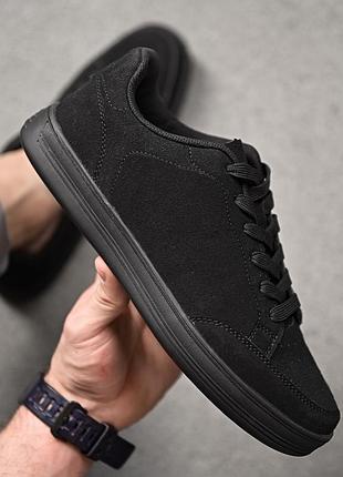 Мужские кроссовки замшевые черные кеды деми