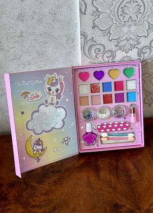 Набір дитячої косметики