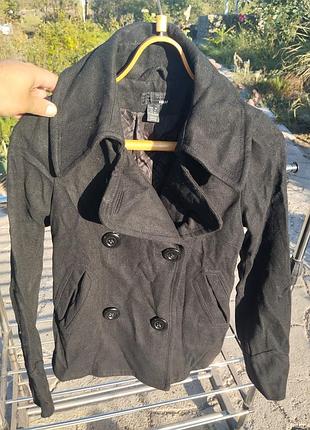 Женское осеннее пальто