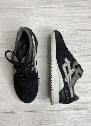 Жіночі кросівки asics gel lyte 35 фото