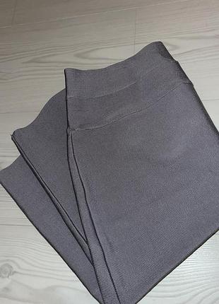 Стильна фірмова вишукана якісна бандажна базова сіра, графітова спідниця-утяжка резинка на блискавках молніях великий розмір l-xl