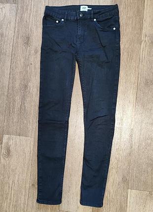 Черные, женские джинсы скинни