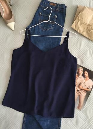 Базовая синяя блуза на тонких бретелях свободного кроя в размере 14