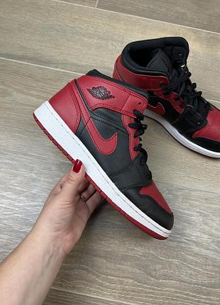 Кросівки nike air jordan 1low retro red black
