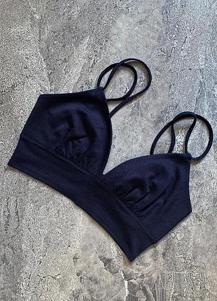 Топ с шикарным декольте