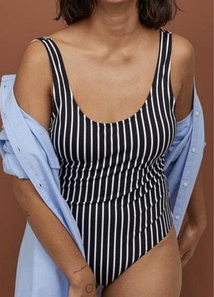 Купальник суцільний корегуючий H&M лет 46р